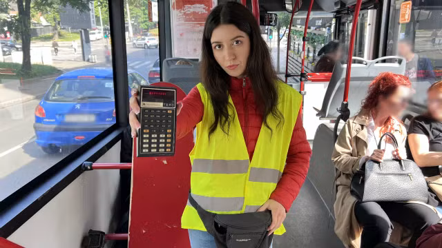 Bus Conductor Caught Cheating Passengers And Complied With Officer'S Demands